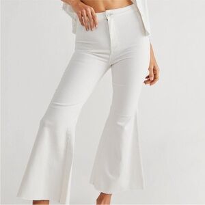 Free People Women's White Flared Jeans | Youthquake Crop | Winter White Size 29